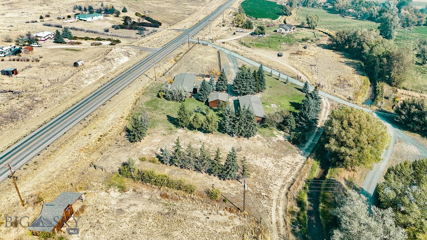 1050 Hwy 55 Property Photo 77