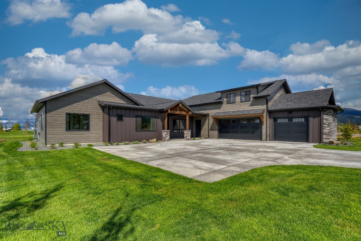 119 Clancy Way Property Photo 3