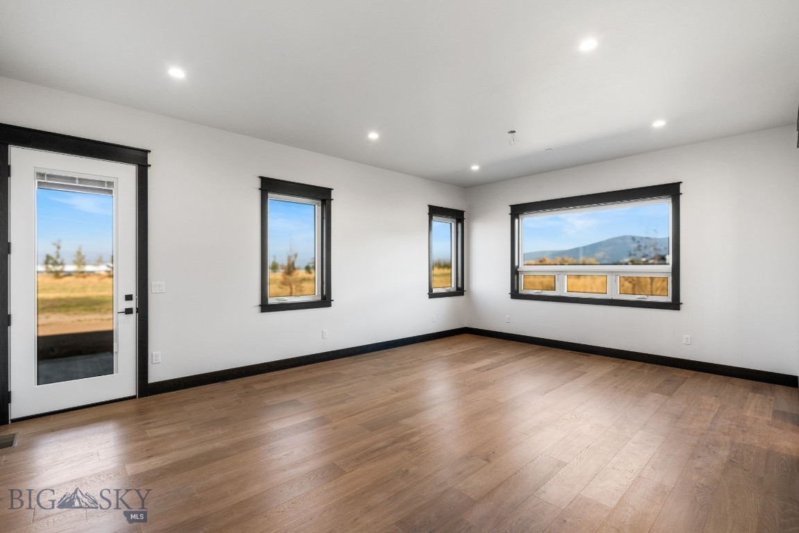 119 Clancy Way Property Photo 24