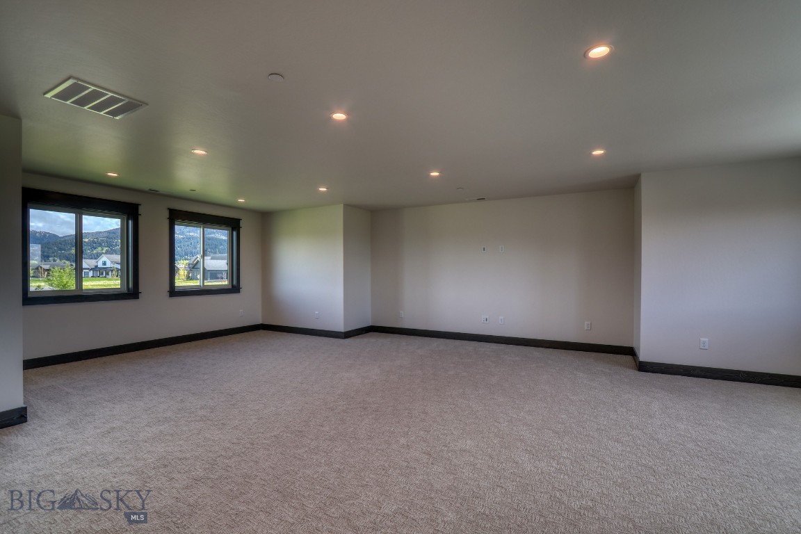 119 Clancy Way Property Photo 44
