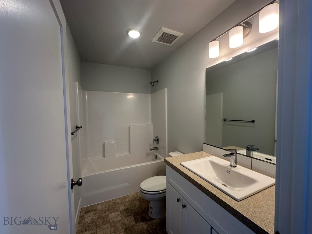 20 Westgate Ave Property Photo 6