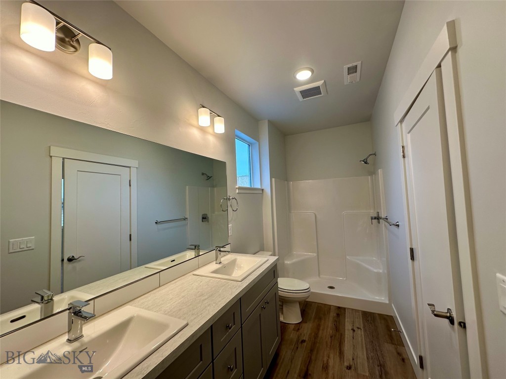 8 Westgate Ave Property Photo 13