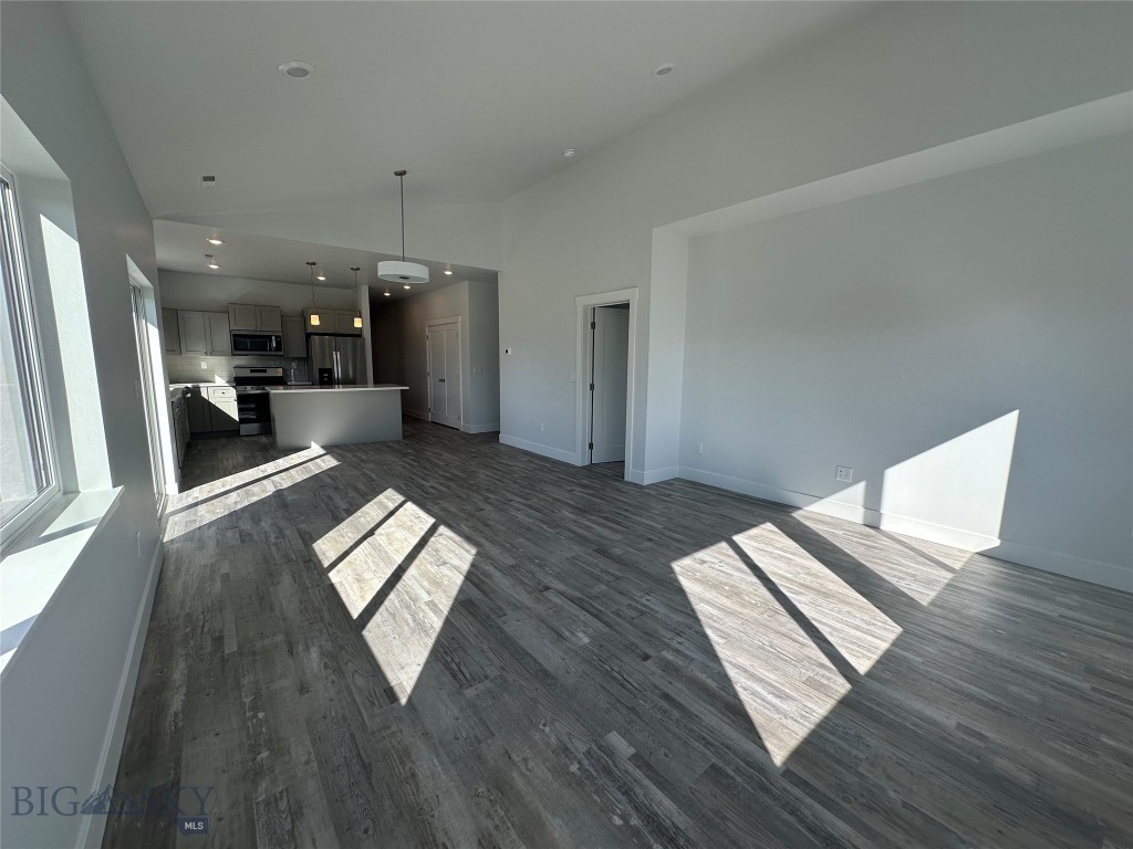 12 Westgate Ave Property Photo 9