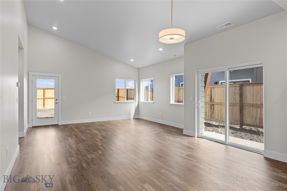 16 Westgate Ave Property Photo 12