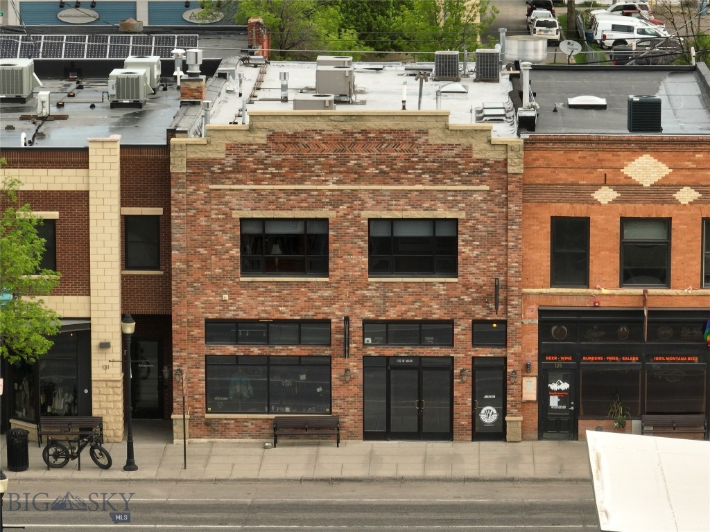129 W Main Street B2 Property Photo
