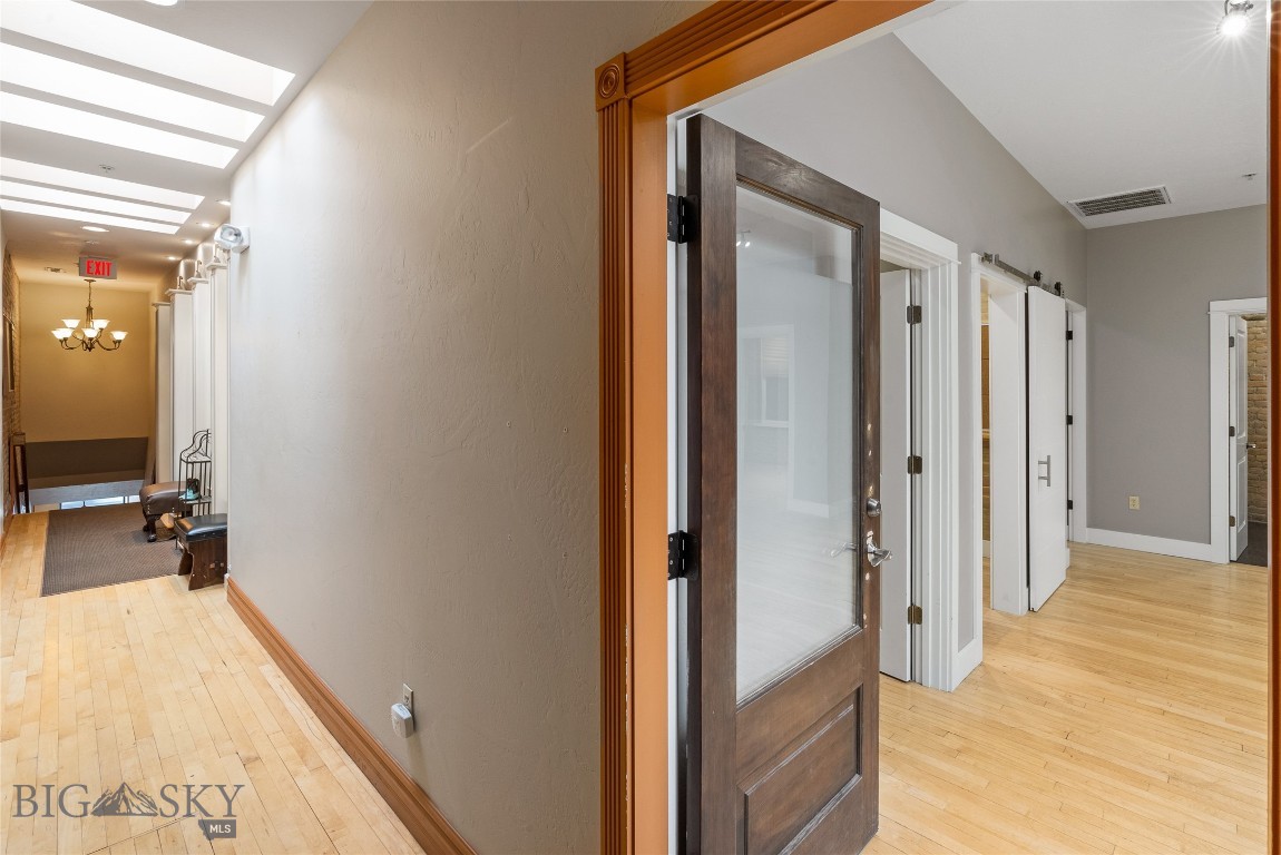 129 W Main Street B2 Property Photo 7