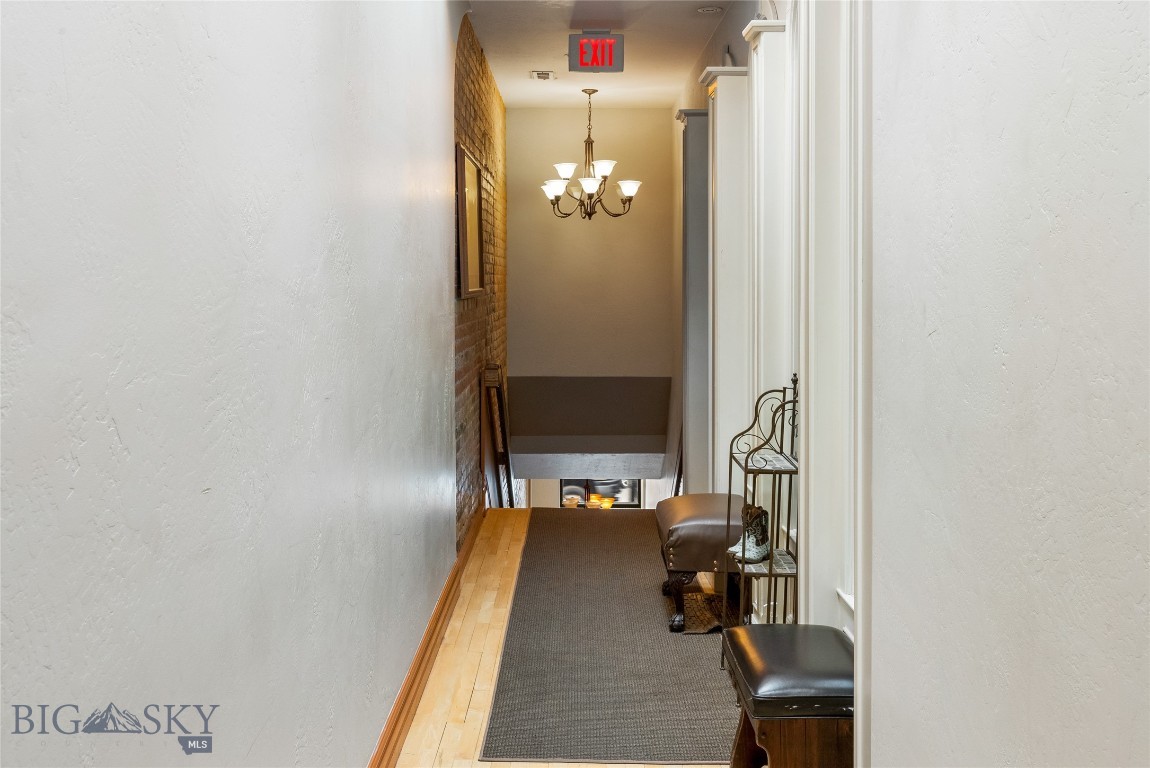 129 W Main Street B2 Property Photo 8