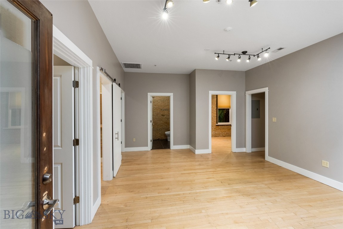 129 W Main Street B2 Property Photo 9
