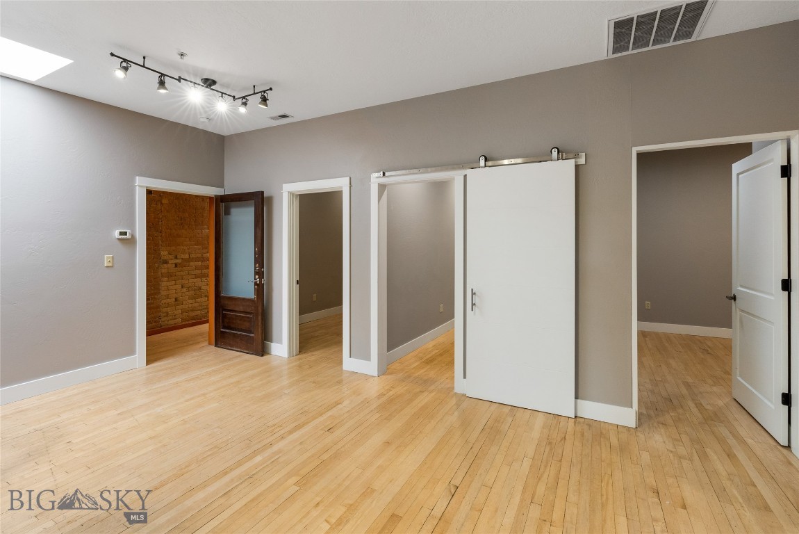 129 W Main Street B2 Property Photo 11