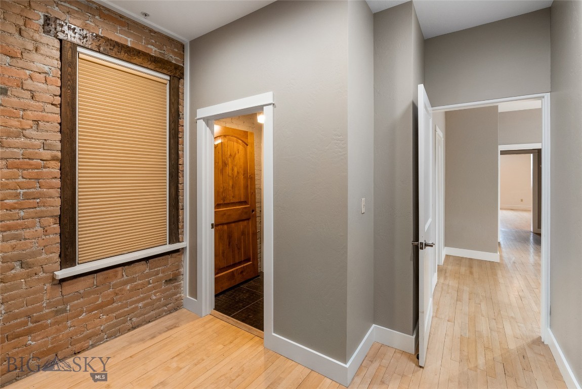 129 W Main Street B2 Property Photo 15
