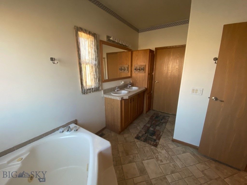 198 Frog Pond Road Property Photo 25
