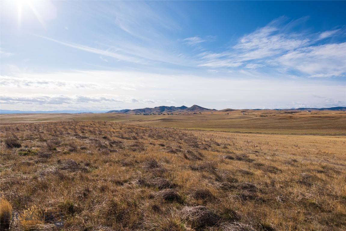 Tbd Saddle View Circle Property Photo 4