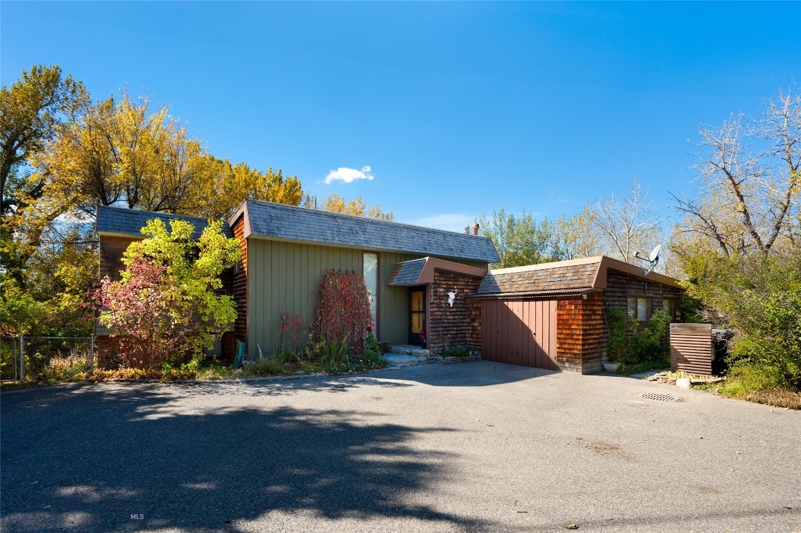 Property Photo 38