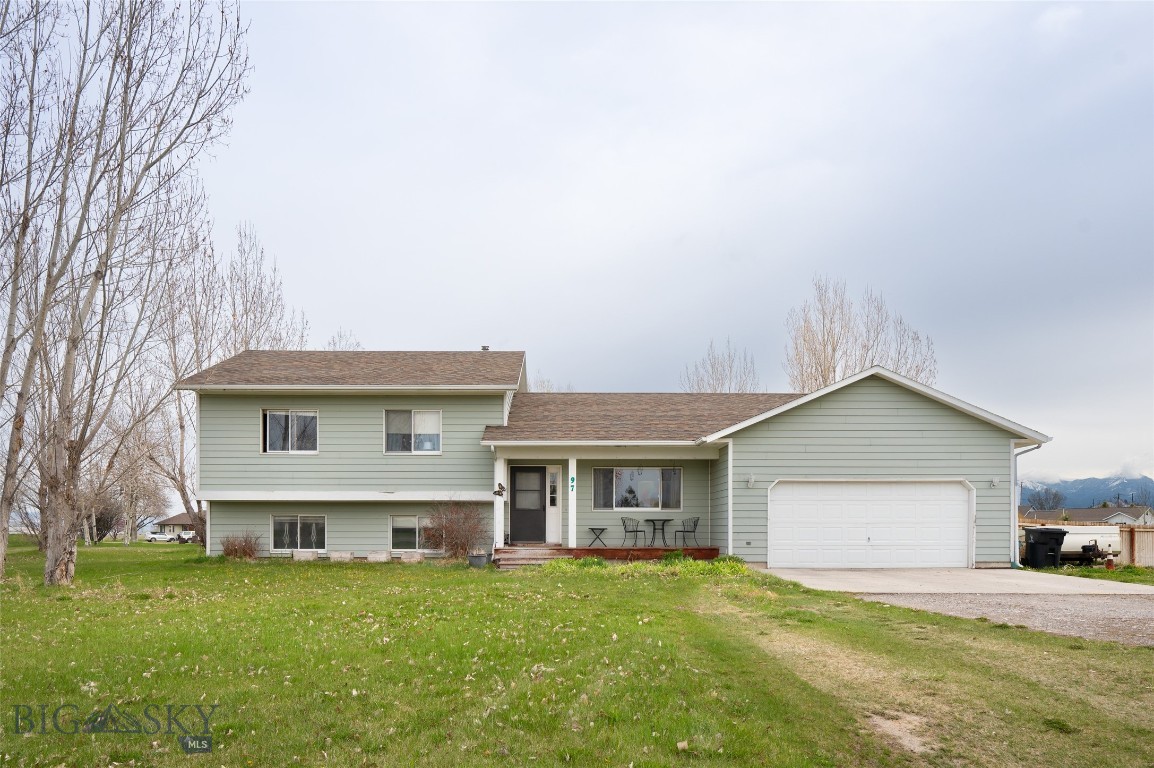 97 Ghost Canyon Court Property Photo 3