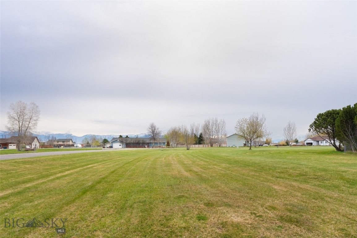 97 Ghost Canyon Court Property Photo 27