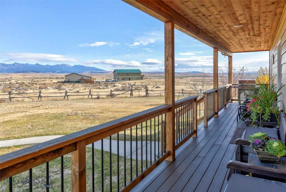 759 Castle Mountain Road Property Photo 5