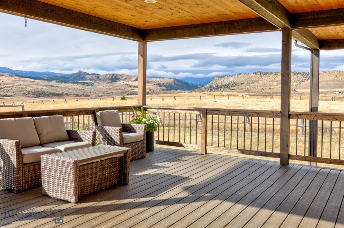 759 Castle Mountain Road Property Photo 10