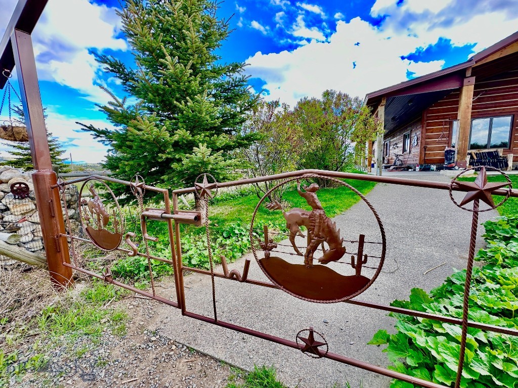 2584 Lower Confederate Road Property Photo 5