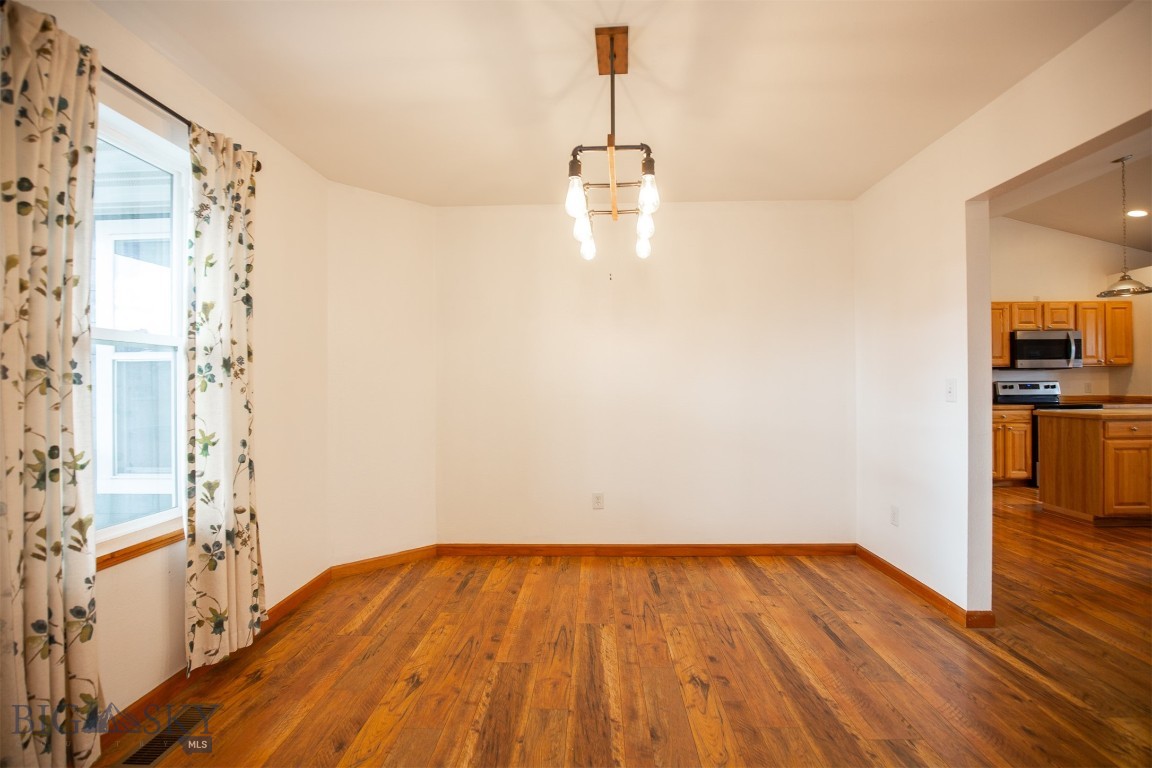 425 Red Barn Drive Property Photo 18