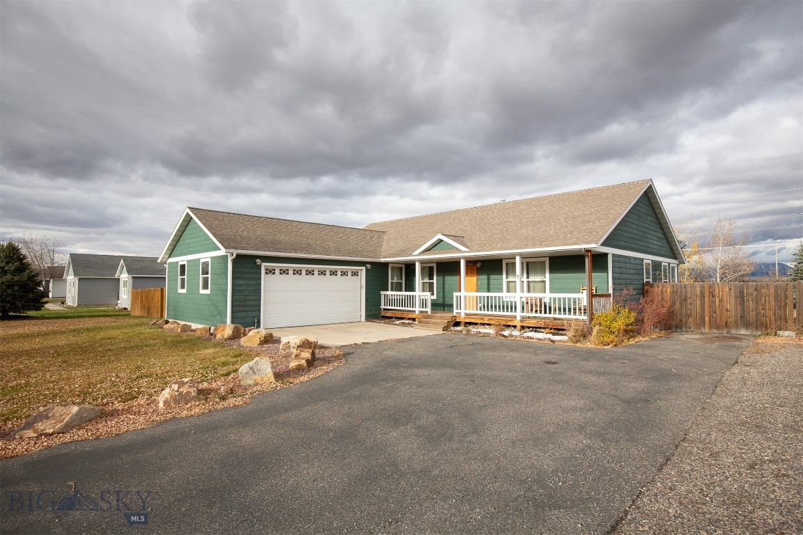 425 Red Barn Drive Property Photo 49