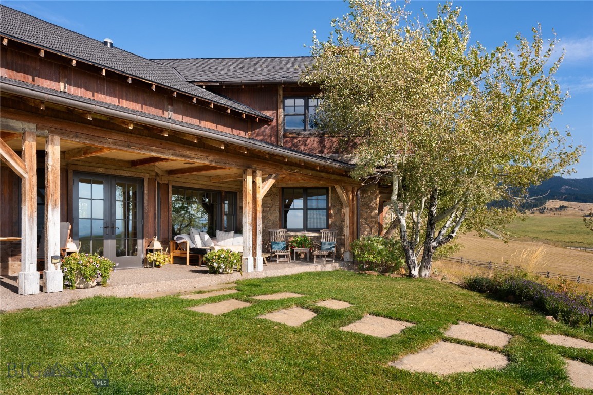 618 Autumn Ridge Road Property Photo 4