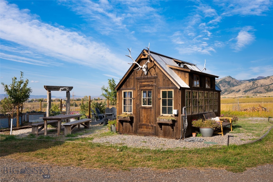 618 Autumn Ridge Road Property Photo 14
