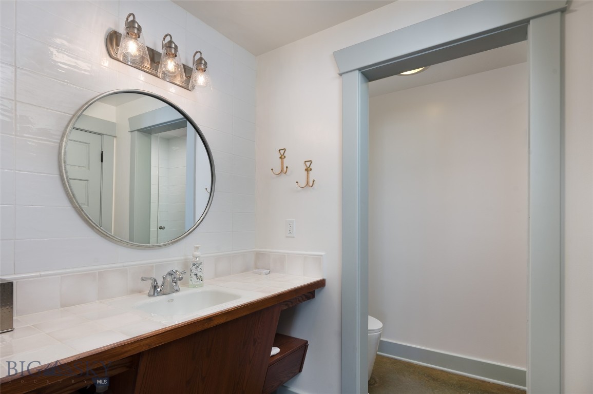 618 Autumn Ridge Road Property Photo 25