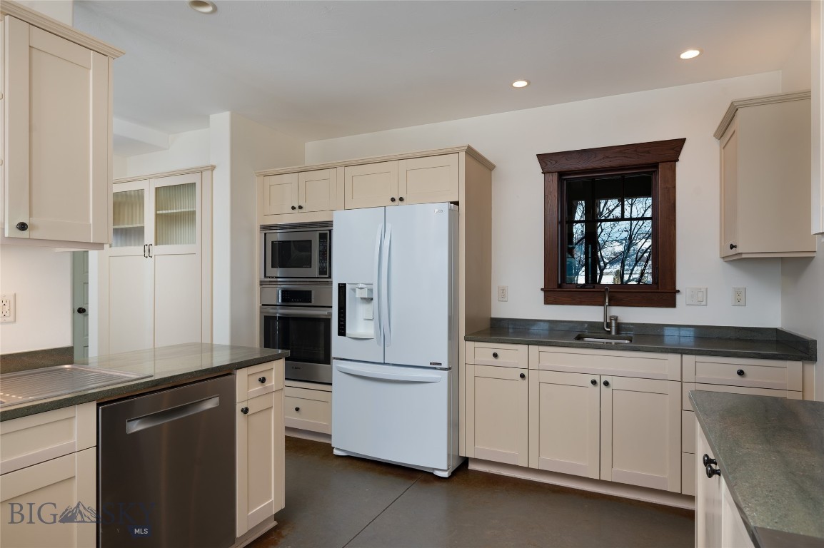 618 Autumn Ridge Road Property Photo 54