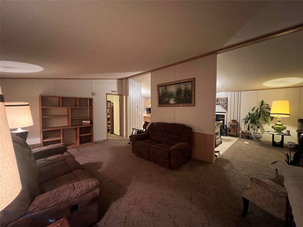 119050 Battle Ridge Road Property Photo 8