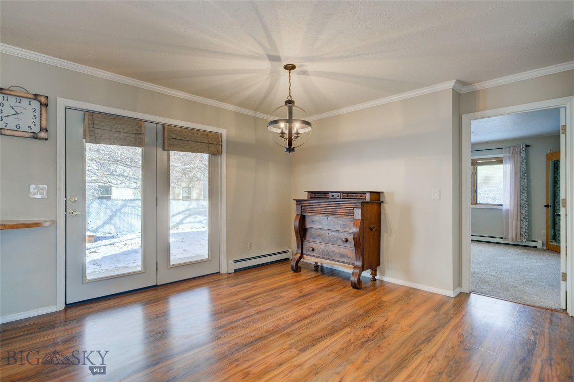 211 Quinella Street Property Photo 13