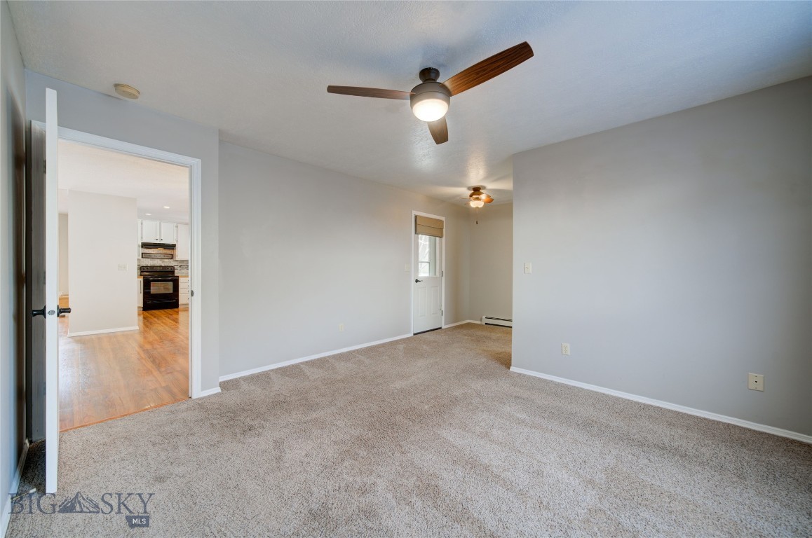 211 Quinella Street Property Photo 14