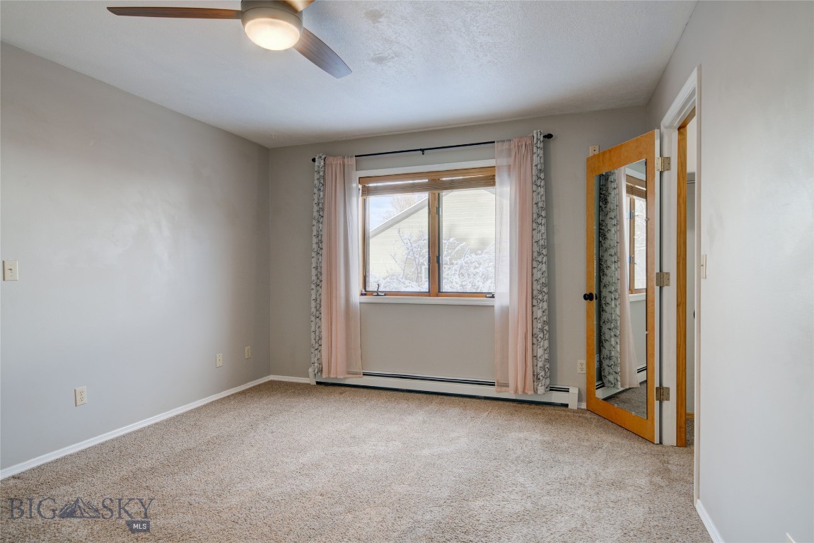 211 Quinella Street Property Photo 15