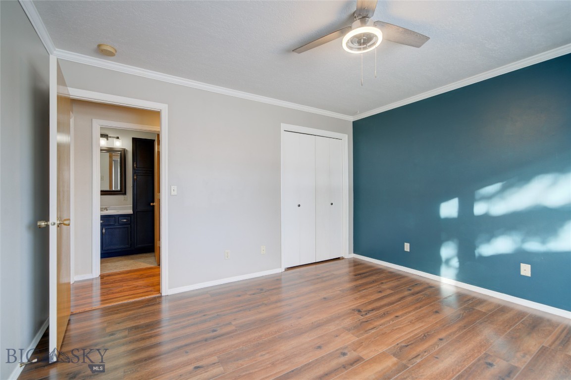211 Quinella Street Property Photo 22