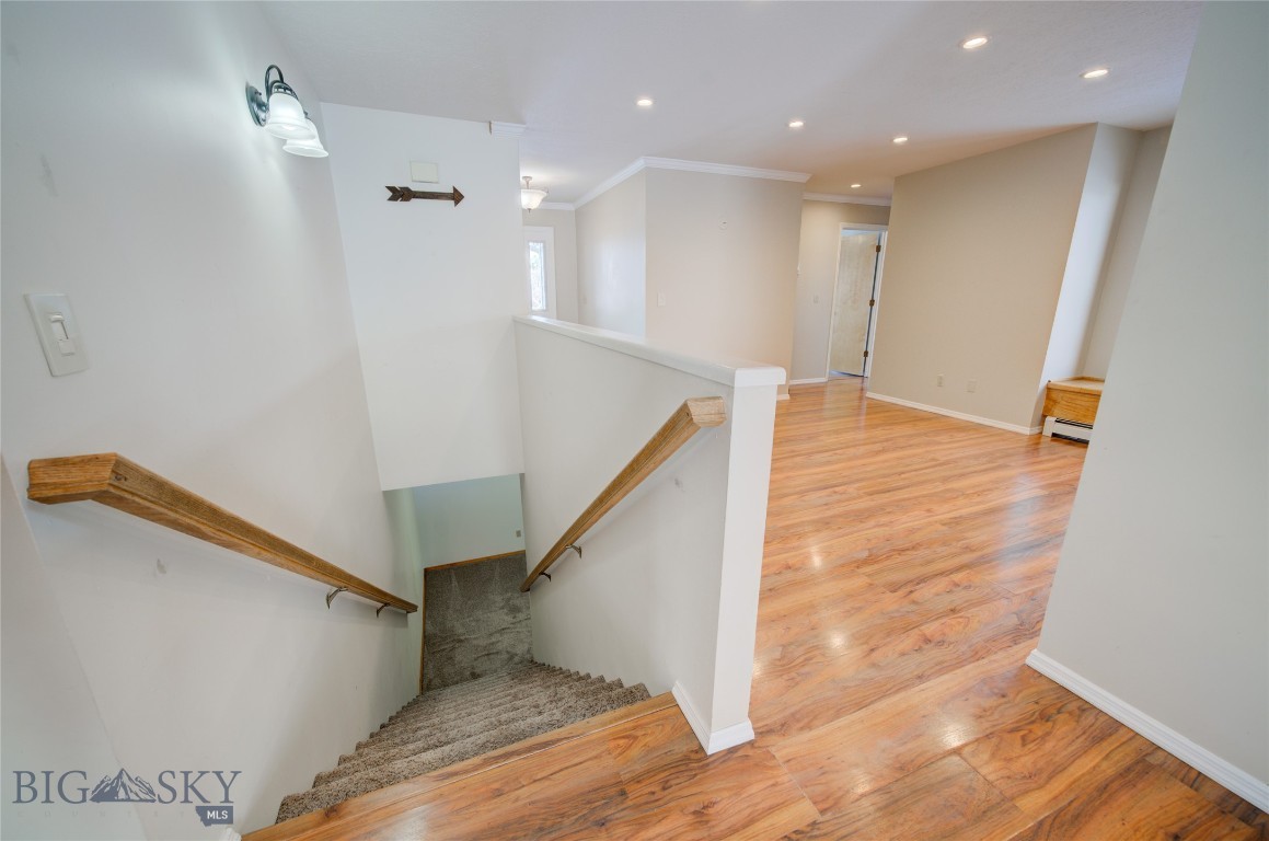 211 Quinella Street Property Photo 35