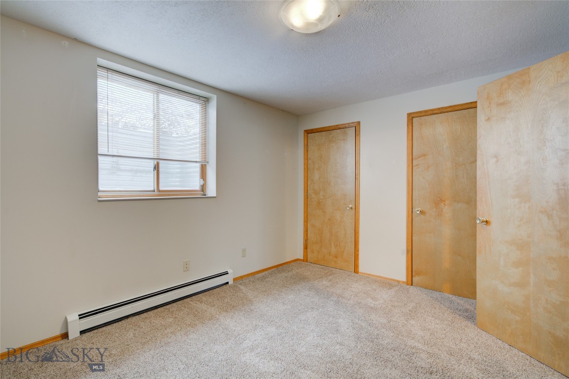 211 Quinella Street Property Photo 44