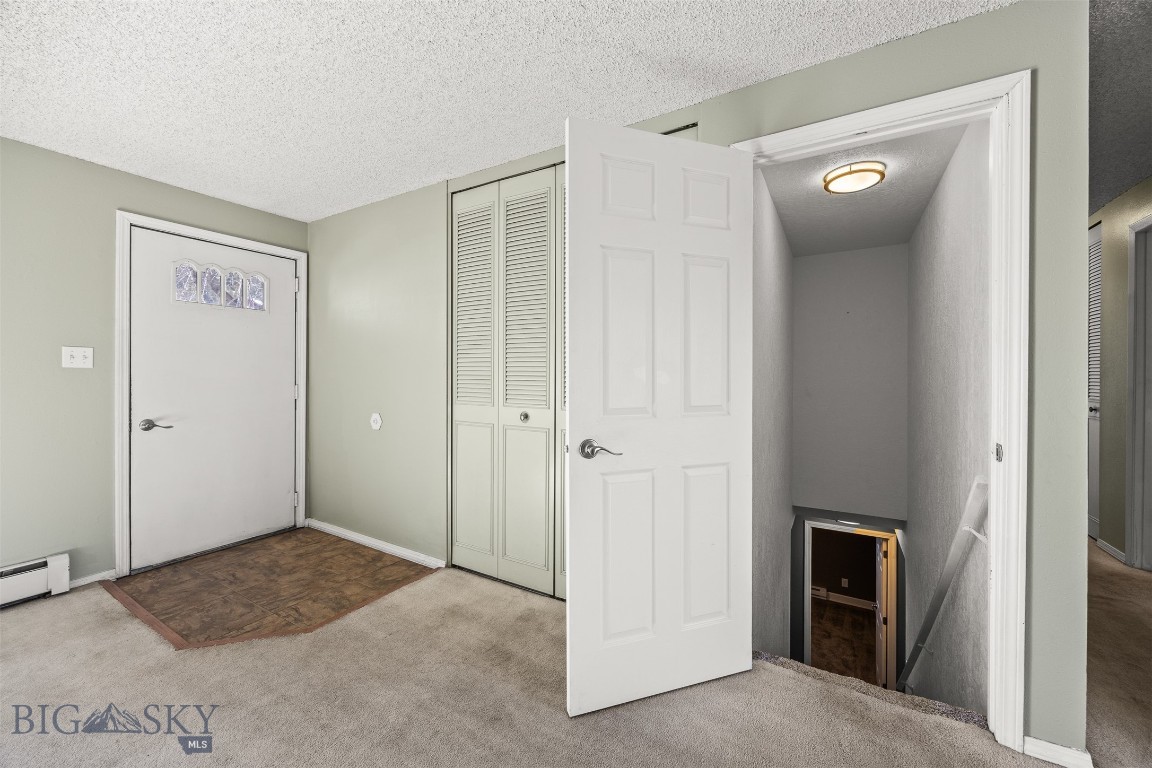 34 Mammoth Property Photo 12
