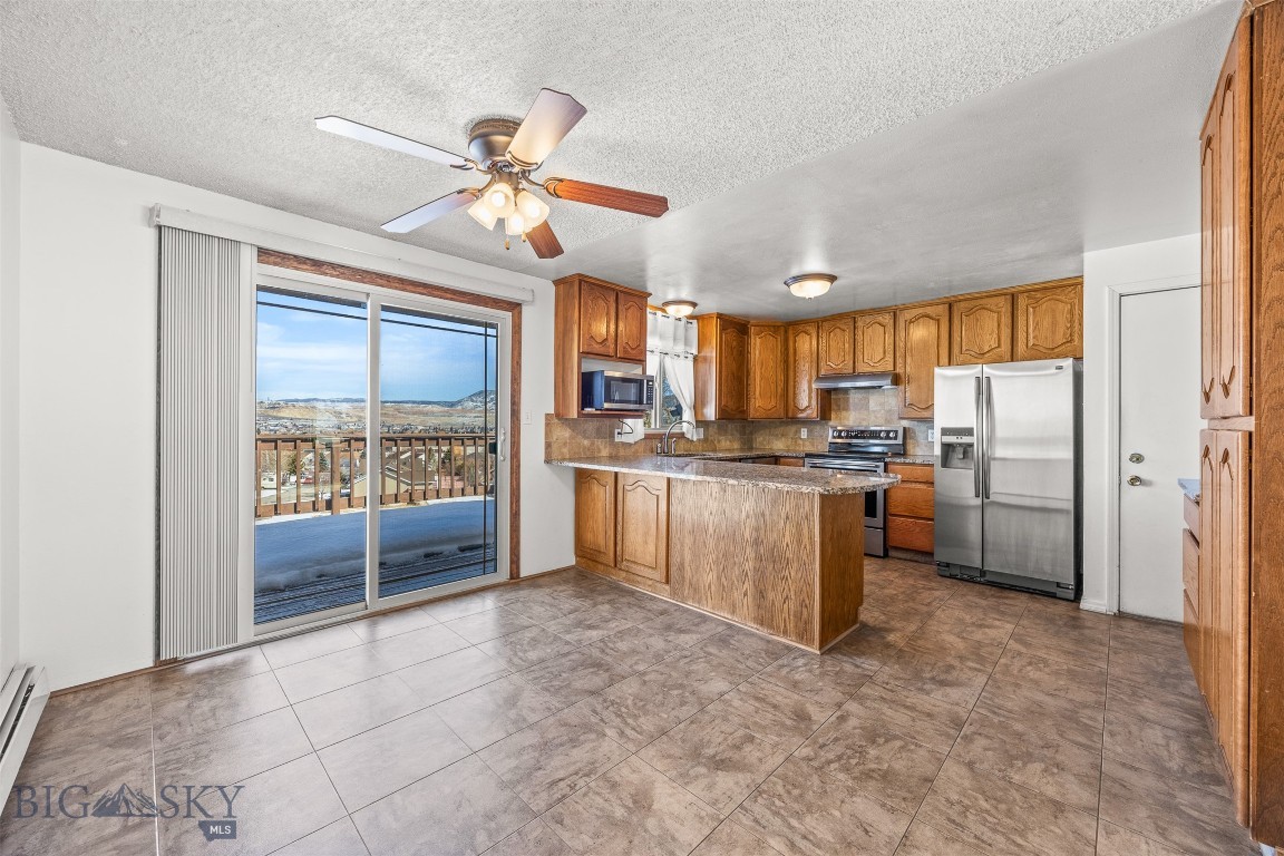 34 Mammoth Property Photo 13
