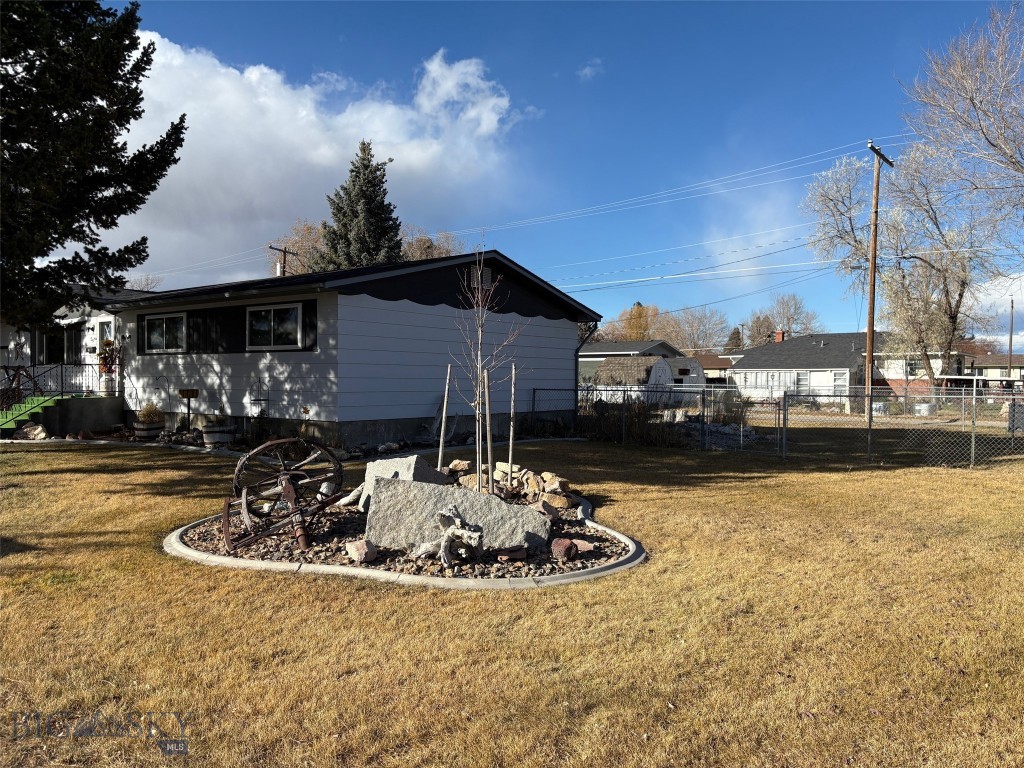 29 Skihi Street Property Photo 33