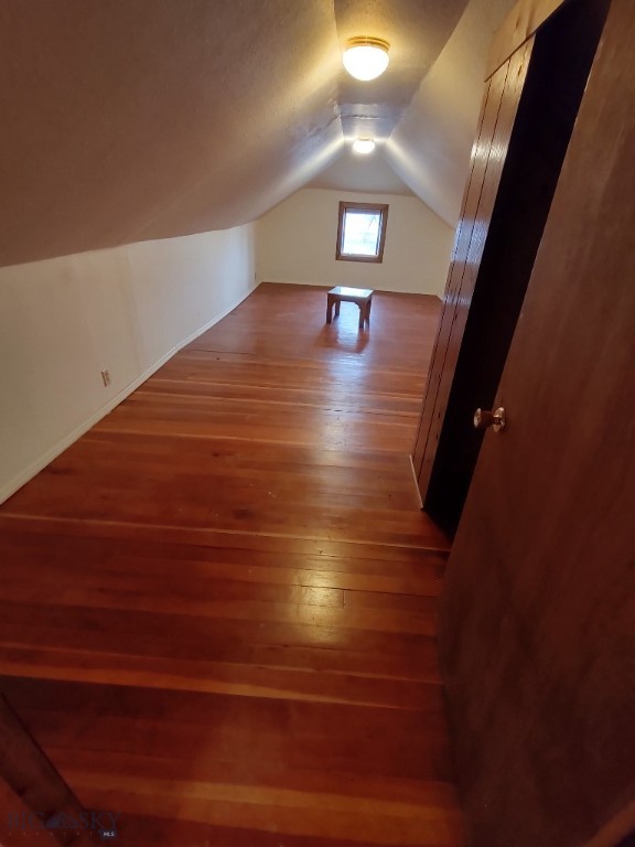 617 E Callender Street Property Photo 16
