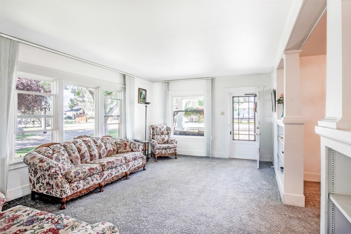 204 Boundary Street Property Photo 5