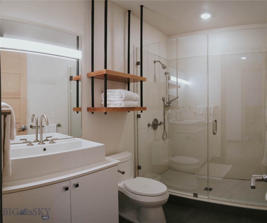 99 Town Center Avenue Unit R3 Property Photo 23