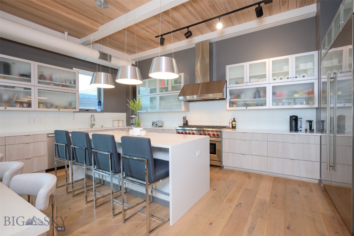 99 Town Center Avenue Unit R2 Property Photo 7