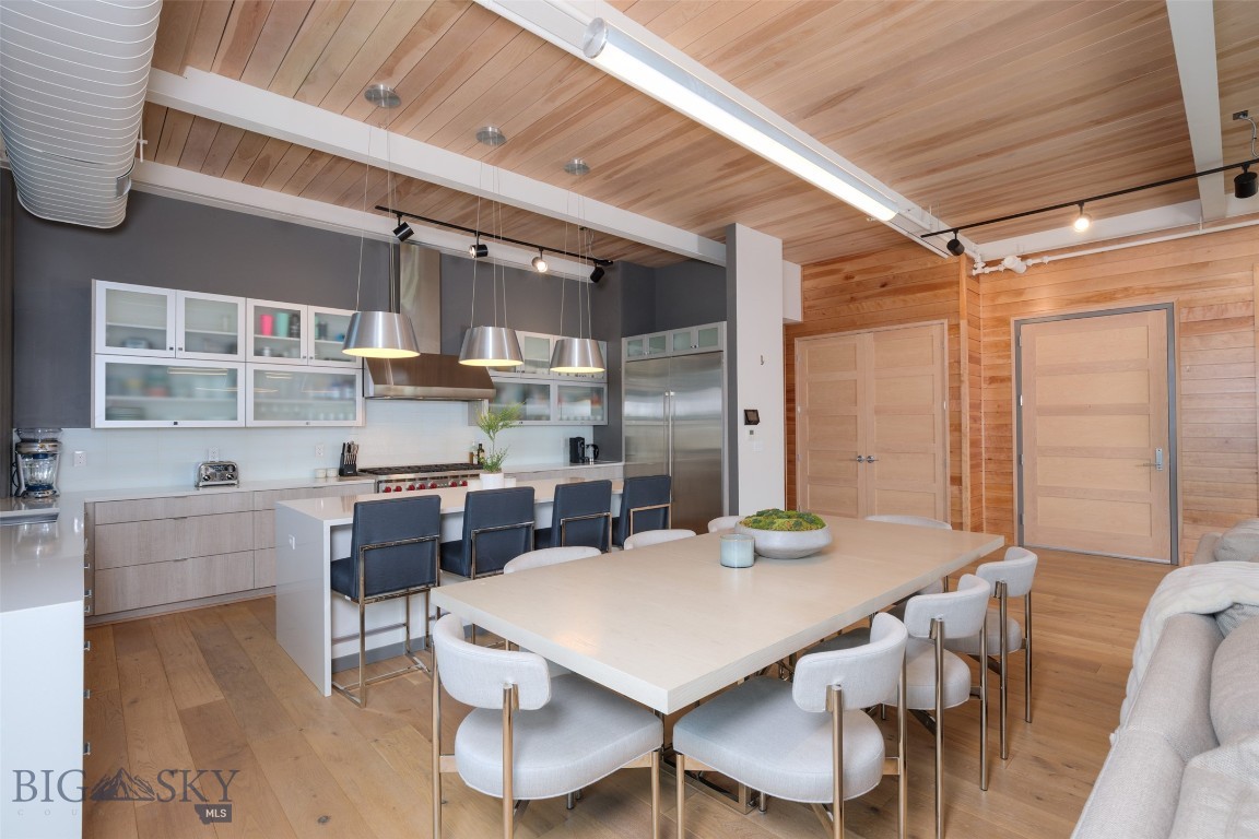 99 Town Center Avenue Unit R2 Property Photo 10