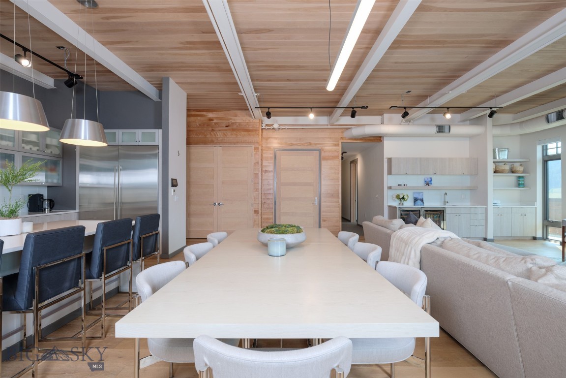 99 Town Center Avenue Unit R2 Property Photo 11