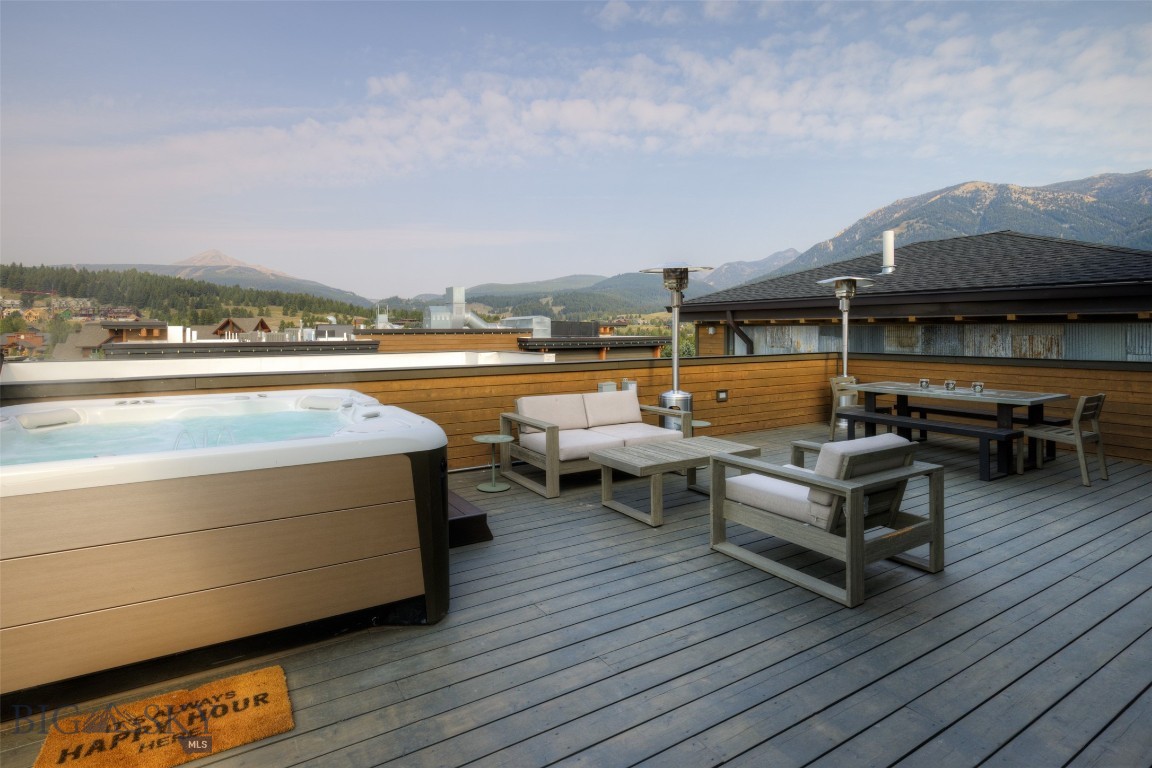 99 Town Center Avenue Unit R2 Property Photo 12