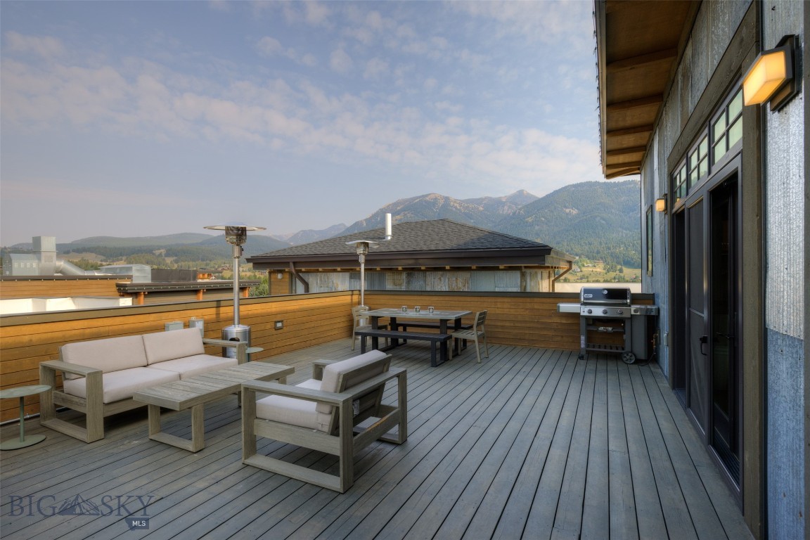 99 Town Center Avenue Unit R2 Property Photo 14