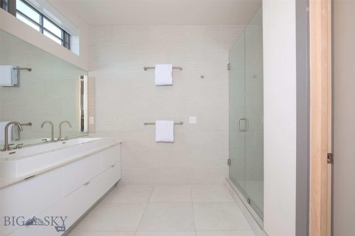 99 Town Center Avenue Unit R2 Property Photo 23