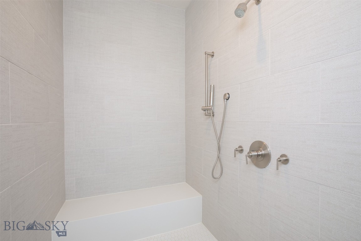 99 Town Center Avenue Unit R2 Property Photo 27