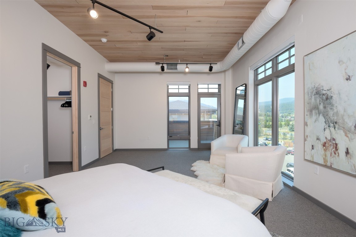 99 Town Center Avenue Unit R2 Property Photo 32