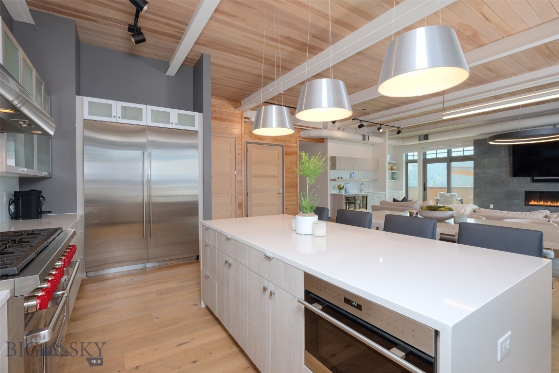 99 Town Center Avenue Unit R2 Property Photo 44